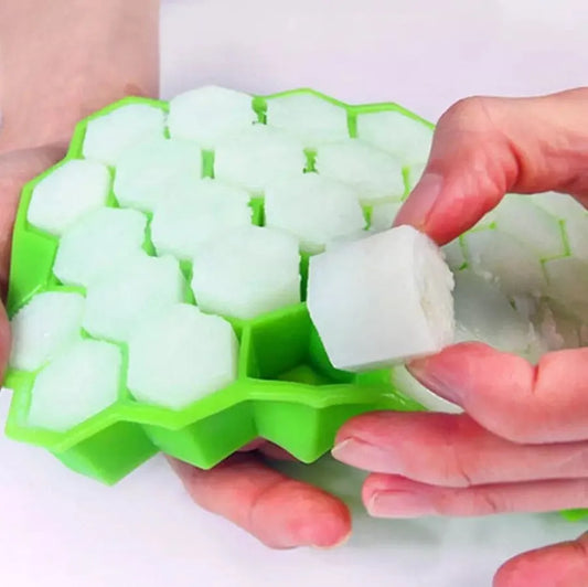 Ice Tray Jadu – Collapsible Silicone Ice Cube Tray Set of 2 | Space-Saving